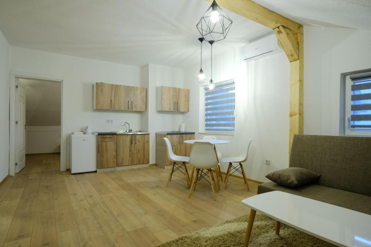 Unique Apartments Високо Номер фото